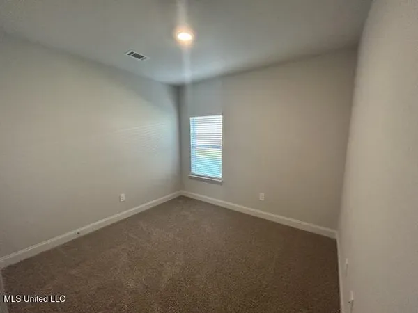 $2,200 | 17897 Kelso Drive, D'Iberville, MS 39540