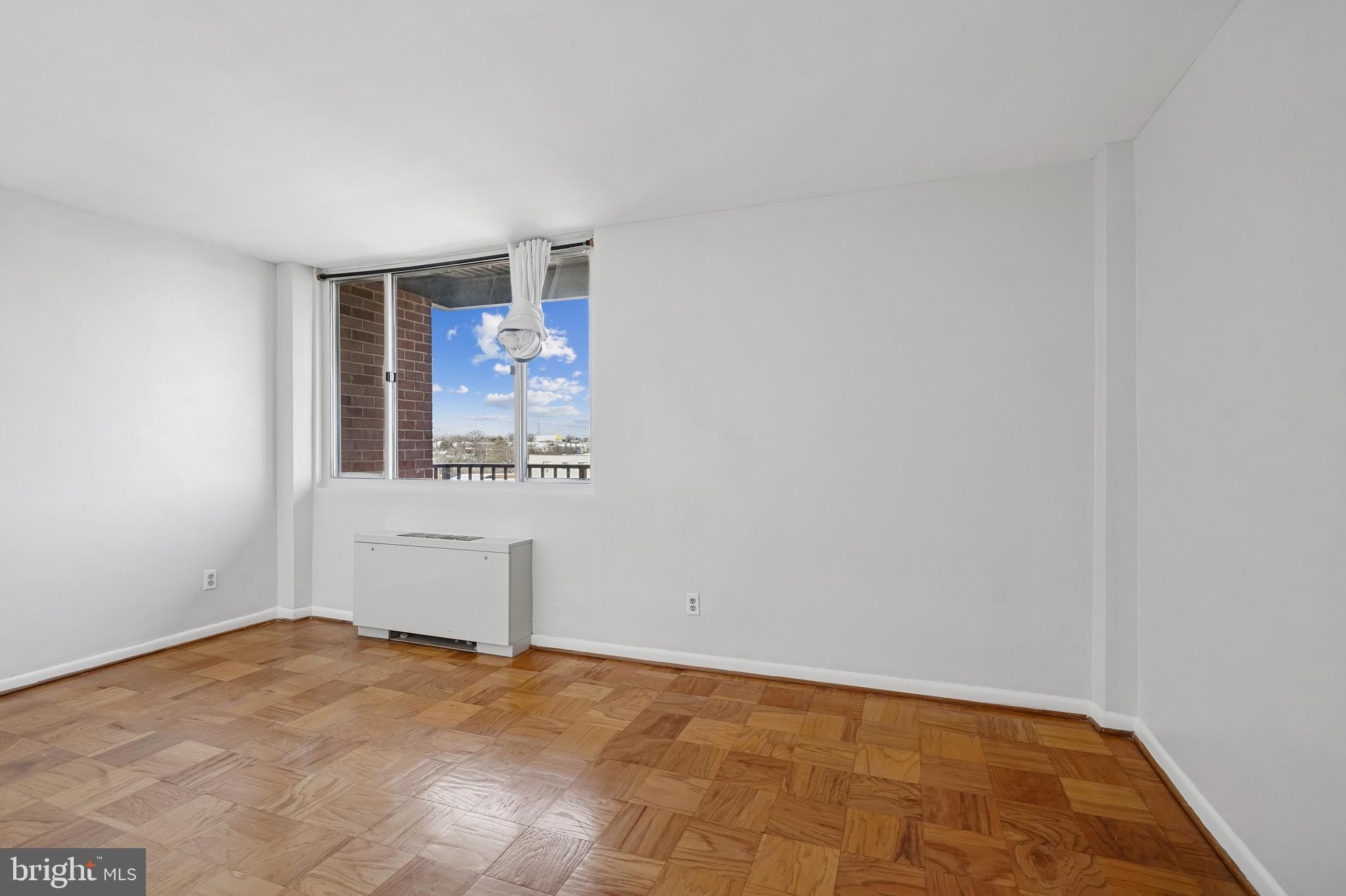 4343 Cherry Hill Road, Unit 705 Arlington, VA 22207 - Photo 20 of 38 a view of an empty room