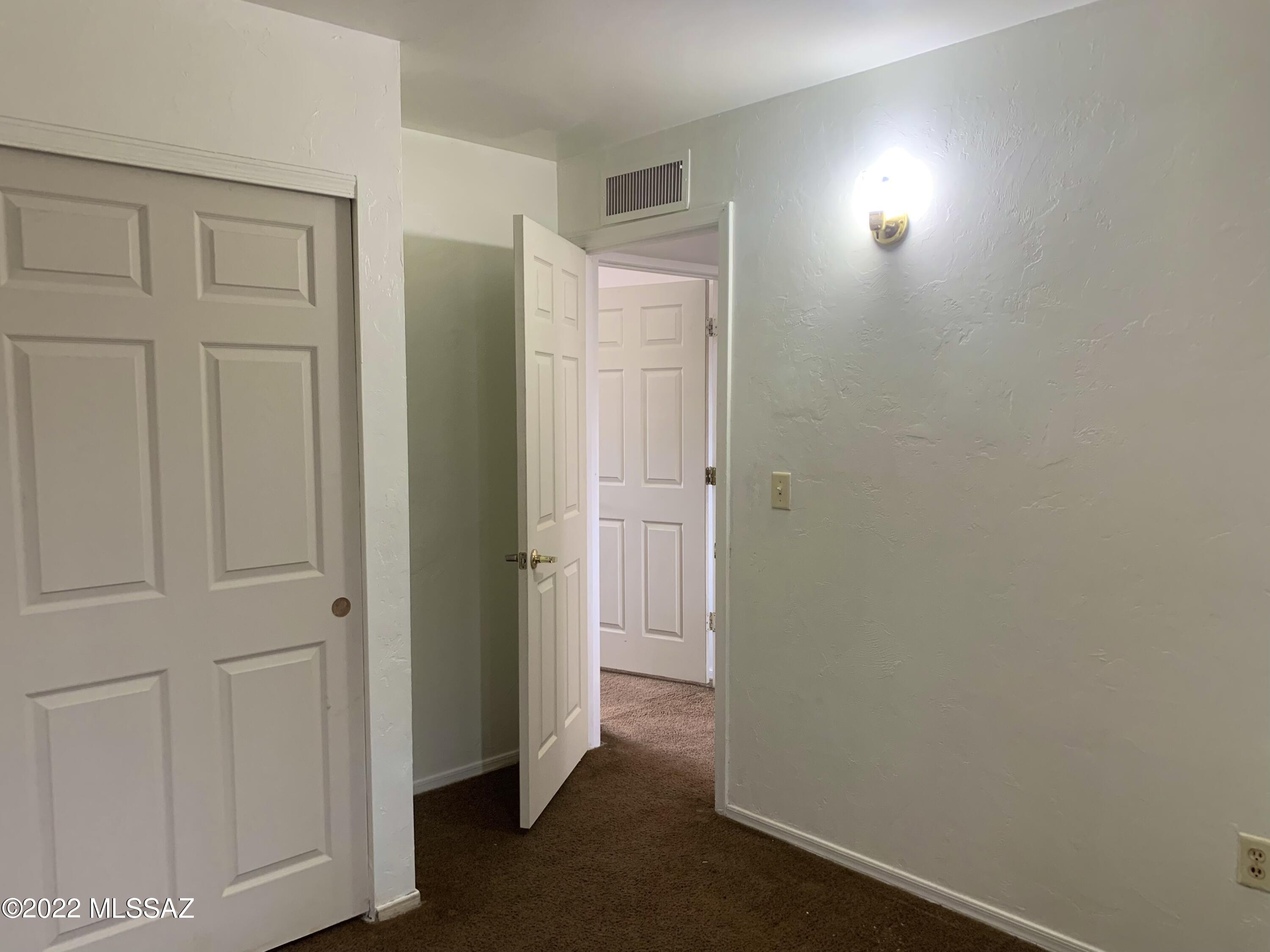 350 North Silverbell Road, Unit 161 Tucson, AZ 85745 - Photo 9 of 18 Gallery Image 9