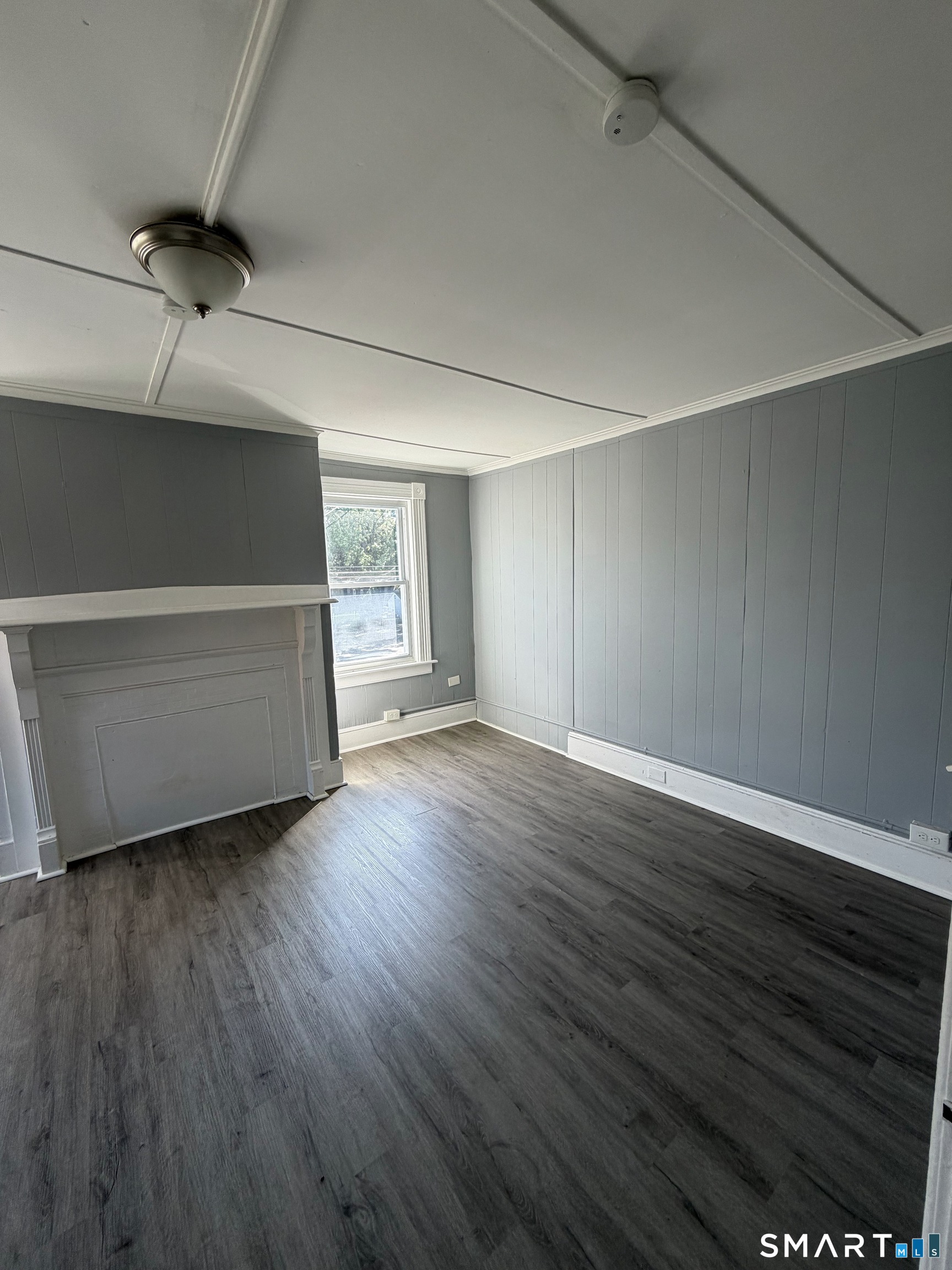 22 Hawthorne Street, Unit 3 Norwich, CT 06360 - Photo 9 of 13