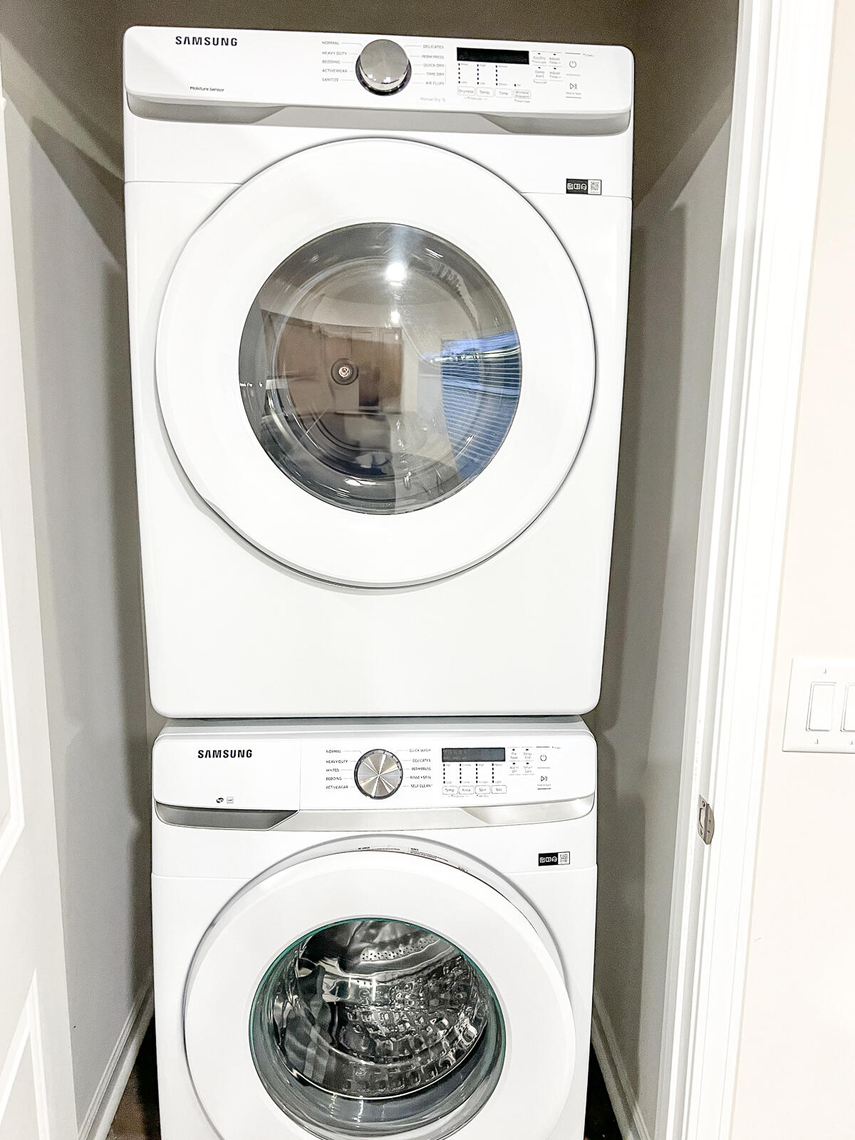 1308 Warrens Way Manning, SC 29102 - Photo 15 of 15 Washer & Dryer