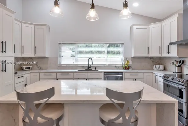 $6,750 | 1800 Water Ridge Drive, Weston, FL 33326