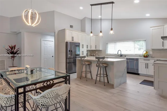 $6,750 | 1800 Water Ridge Drive, Weston, FL 33326