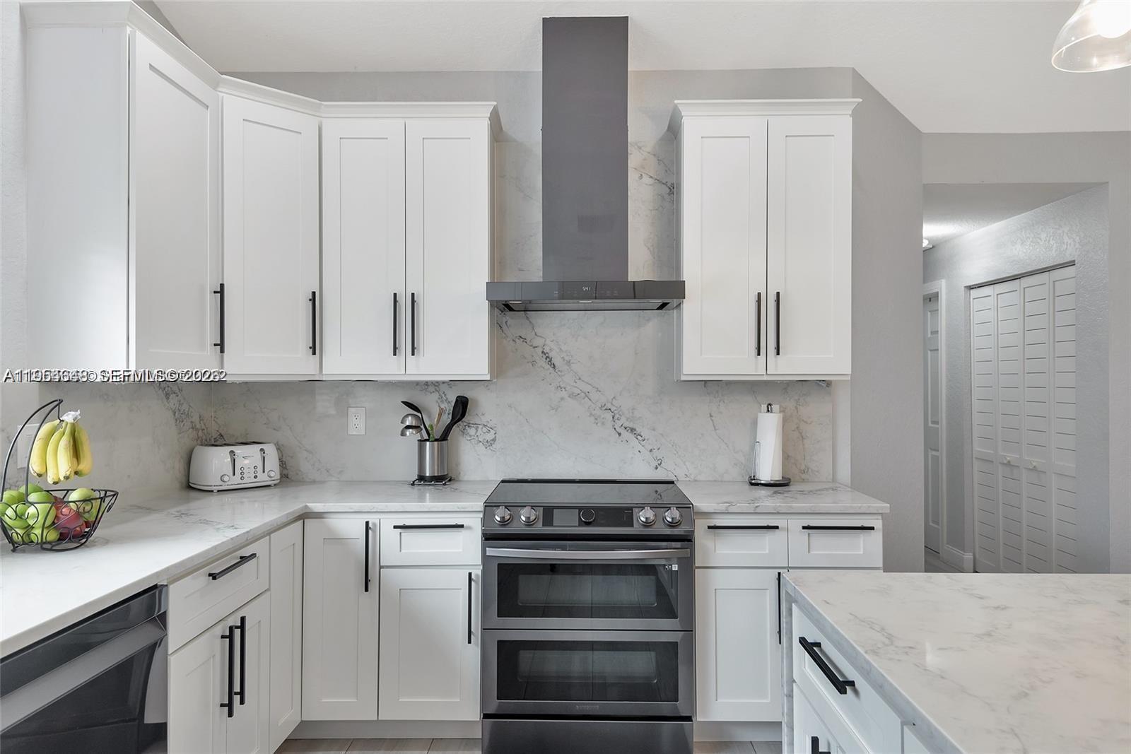 1800 Water Ridge Drive Weston, FL 33326 - Photo 25 of 60