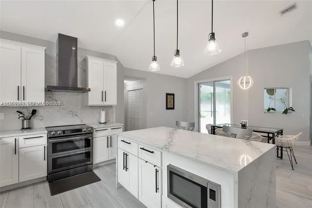 $6,750 | 1800 Water Ridge Drive, Weston, FL 33326