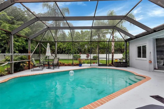 $6,750 | 1800 Water Ridge Drive, Weston, FL 33326