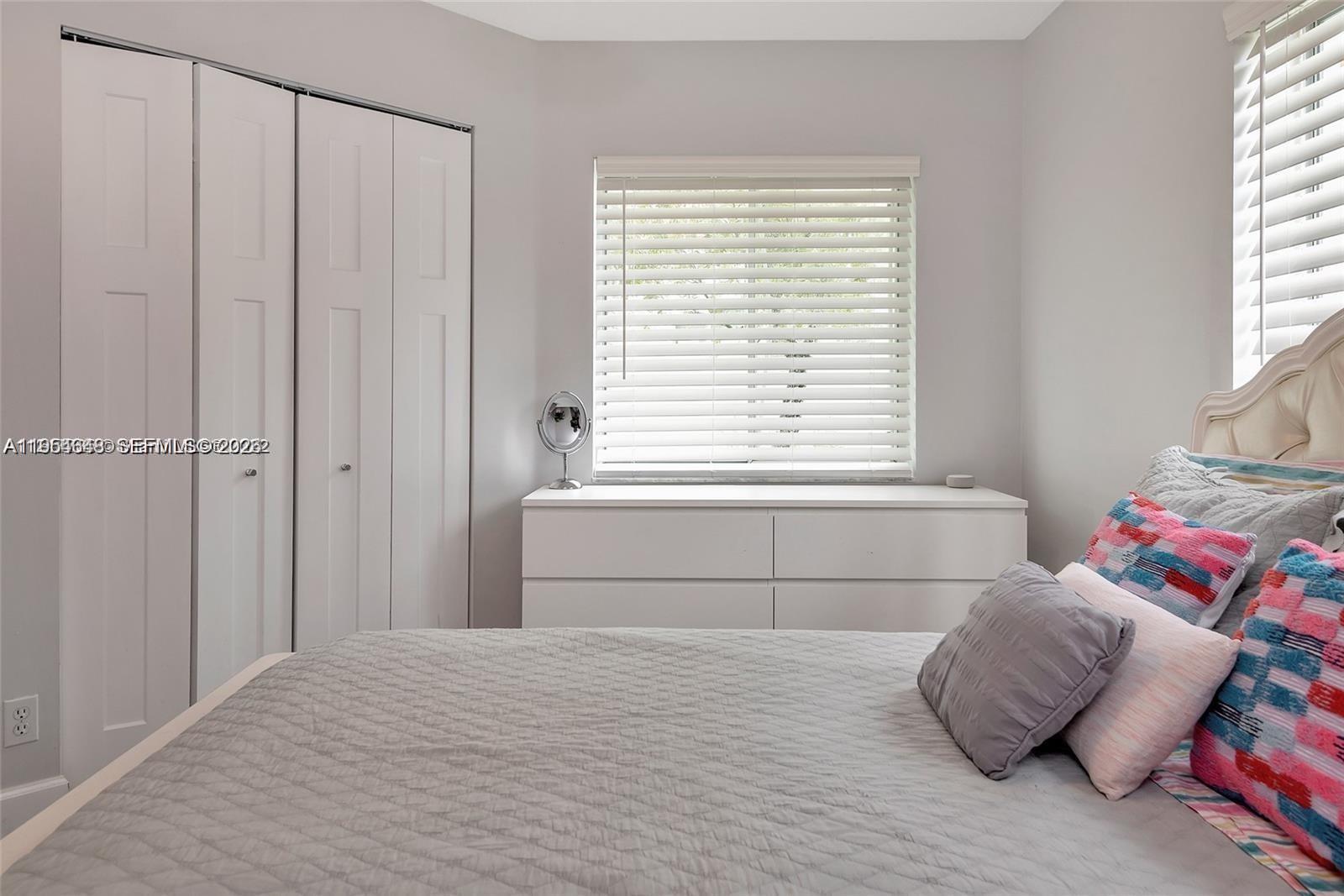 1800 Water Ridge Drive Weston, FL 33326 - Photo 36 of 60