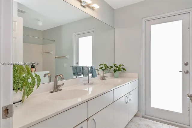 $6,750 | 1800 Water Ridge Drive, Weston, FL 33326