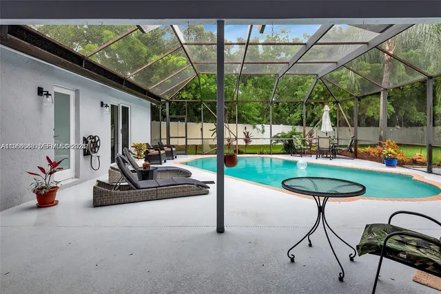 $6,750 | 1800 Water Ridge Drive, Weston, FL 33326