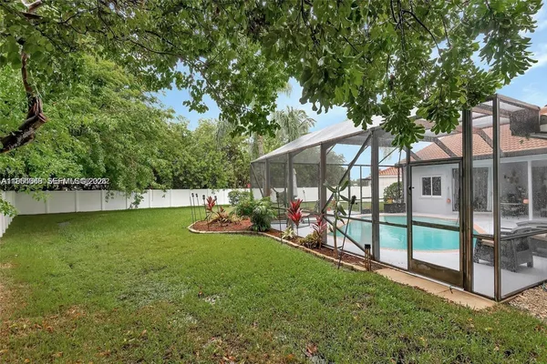 $6,750 | 1800 Water Ridge Drive, Weston, FL 33326