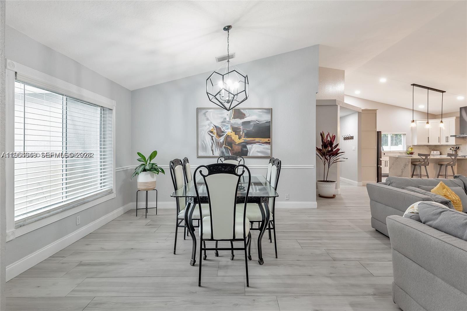 1800 Water Ridge Drive Weston, FL 33326 - Photo 6 of 60