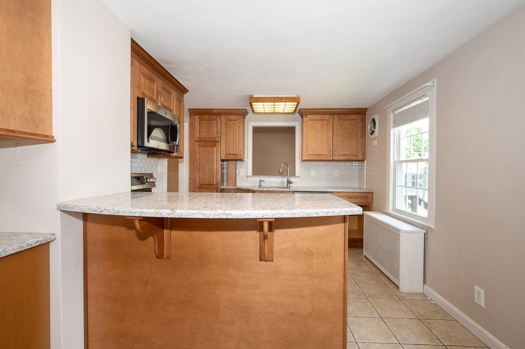 12 Watt Road Worcester, MA 01606 - Photo 11 of 39 Gallery Image 11