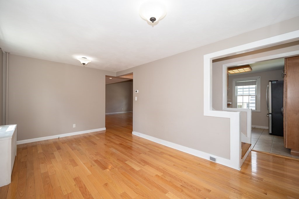 12 Watt Road Worcester, MA 01606 - Photo 16 of 39 Gallery Image 16