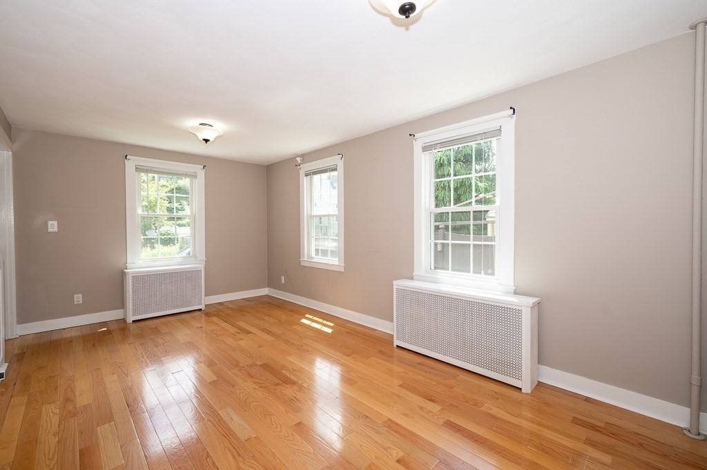 12 Watt Road Worcester, MA 01606 - Photo 17 of 39 Gallery Image 17