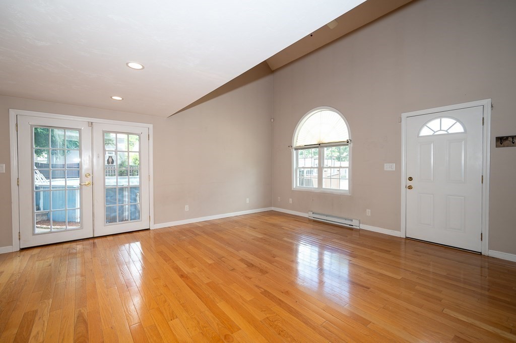 12 Watt Road Worcester, MA 01606 - Photo 5 of 39 Gallery Image 5