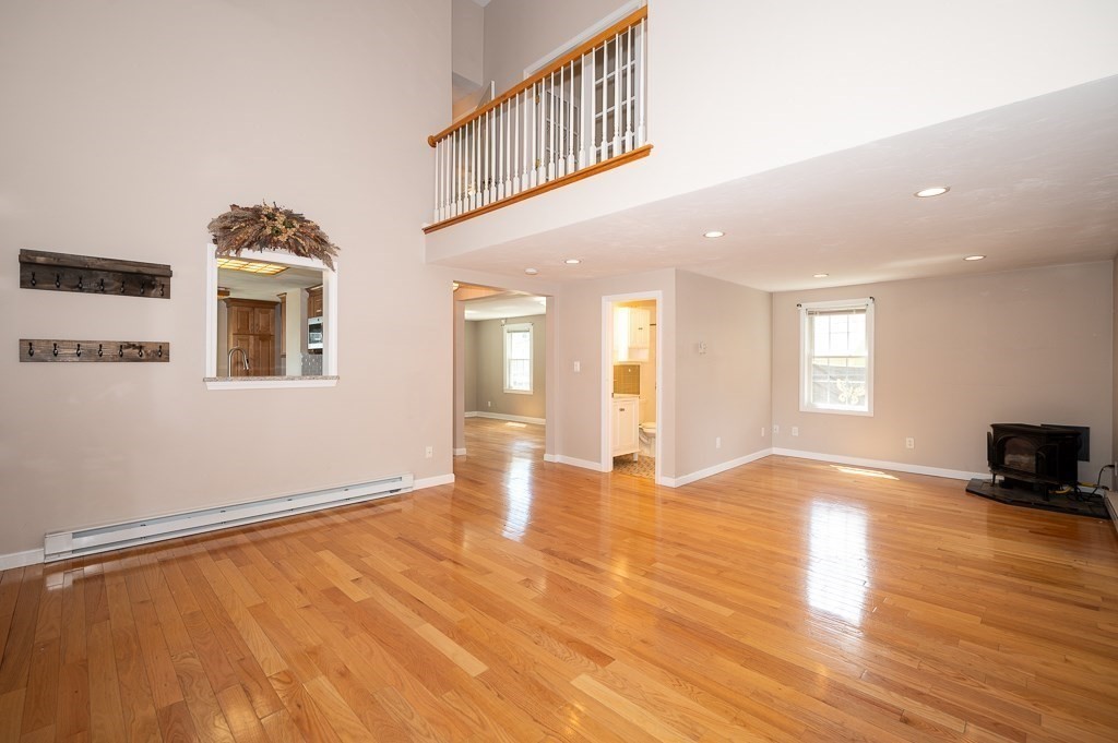 12 Watt Road Worcester, MA 01606 - Photo 7 of 39 Gallery Image 7