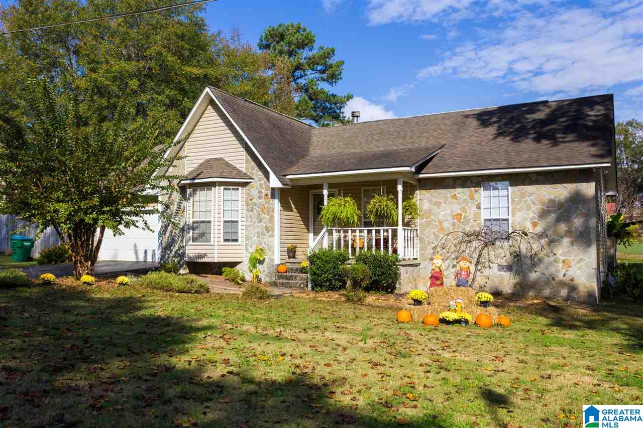 111 Hendricks Street Talladega, AL 35160 - Photo 1 of 21