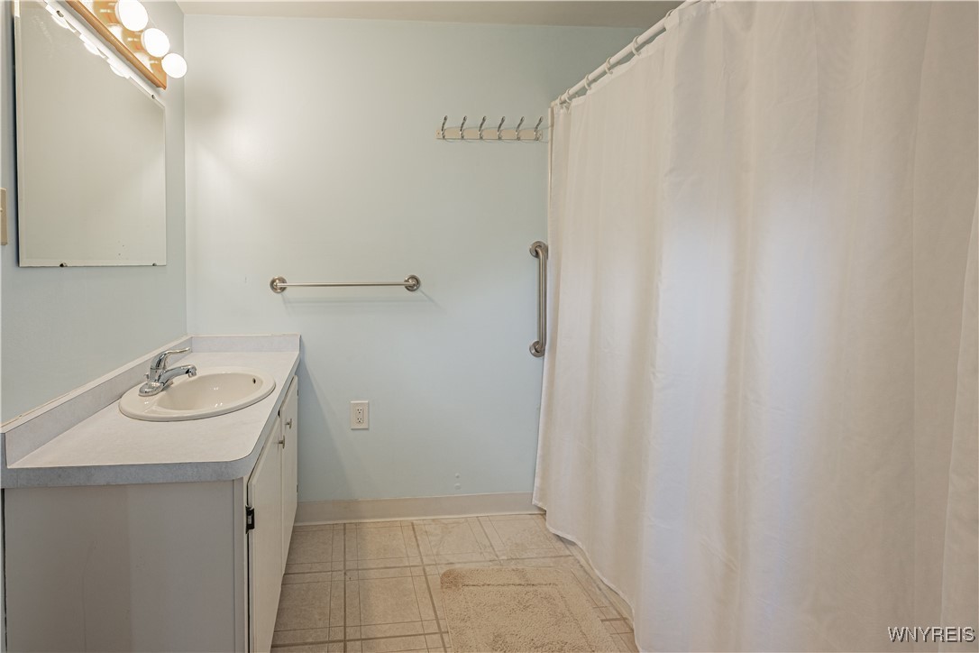 2643 County Line Road Ridgeway, NY 14103 - Photo 17 of 34