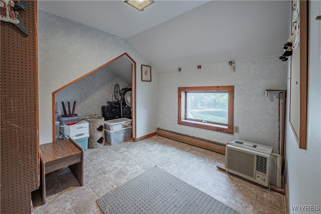 2643 County Line Road Ridgeway, NY 14103 - Photo 19 of 34