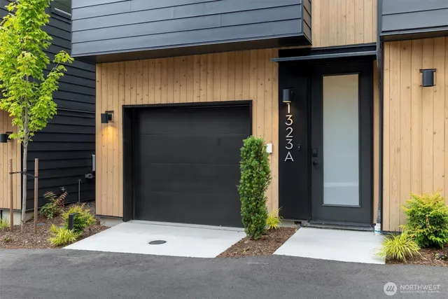 $699,000 | 1323 North 185th Street, Unit A, Shoreline, WA 98133