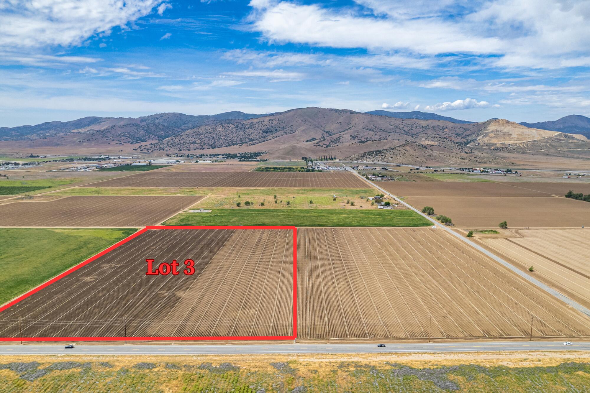 Highline Tehachapi, CA 93561 - Photo 9 of 14 Aerial Lot 3 marked
