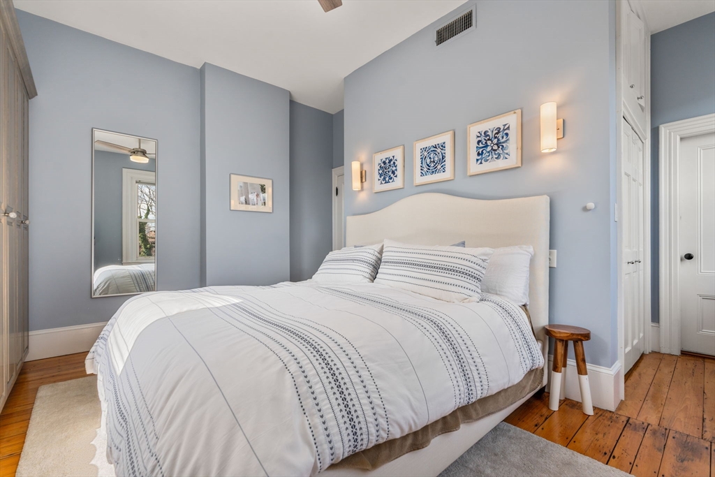 40 Chestnut Street, Unit 2 Boston, MA 02129 - Photo 12 of 26
