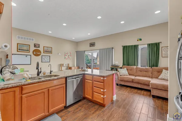 $374,900 | 9911 Lavender Lane, Manhattan, KS 66502