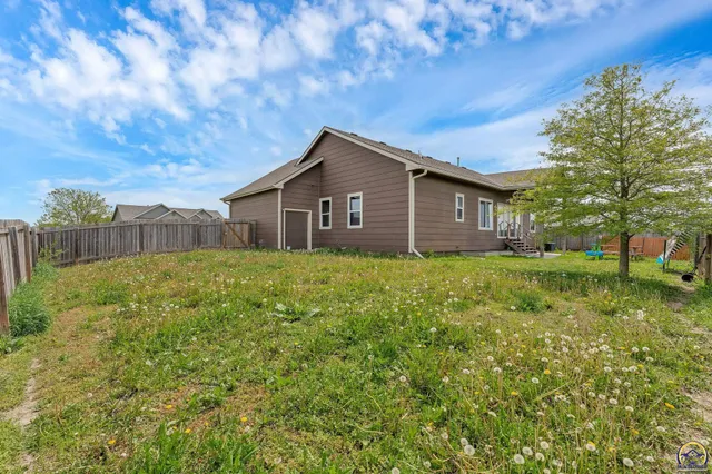 $374,900 | 9911 Lavender Lane, Manhattan, KS 66502