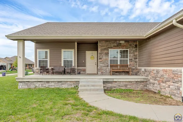 $374,900 | 9911 Lavender Lane, Manhattan, KS 66502
