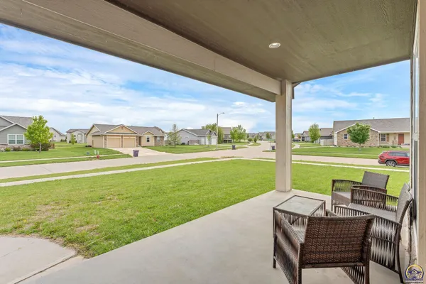 $374,900 | 9911 Lavender Lane, Manhattan, KS 66502