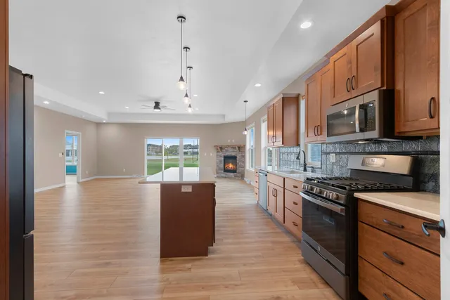 $459,900 | 4884 Wyld Berry Way, Hobart, WI 54155