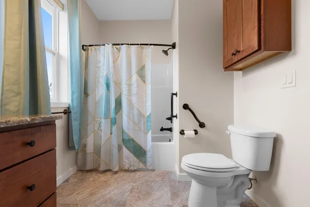 $459,900 | 4884 Wyld Berry Way, Hobart, WI 54155