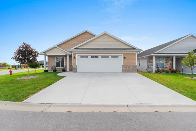 $459,900 | 4884 Wyld Berry Way, Hobart, WI 54155