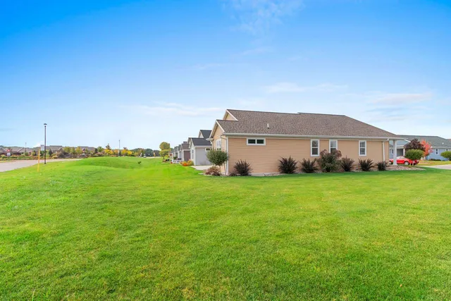 $459,900 | 4884 Wyld Berry Way, Hobart, WI 54155
