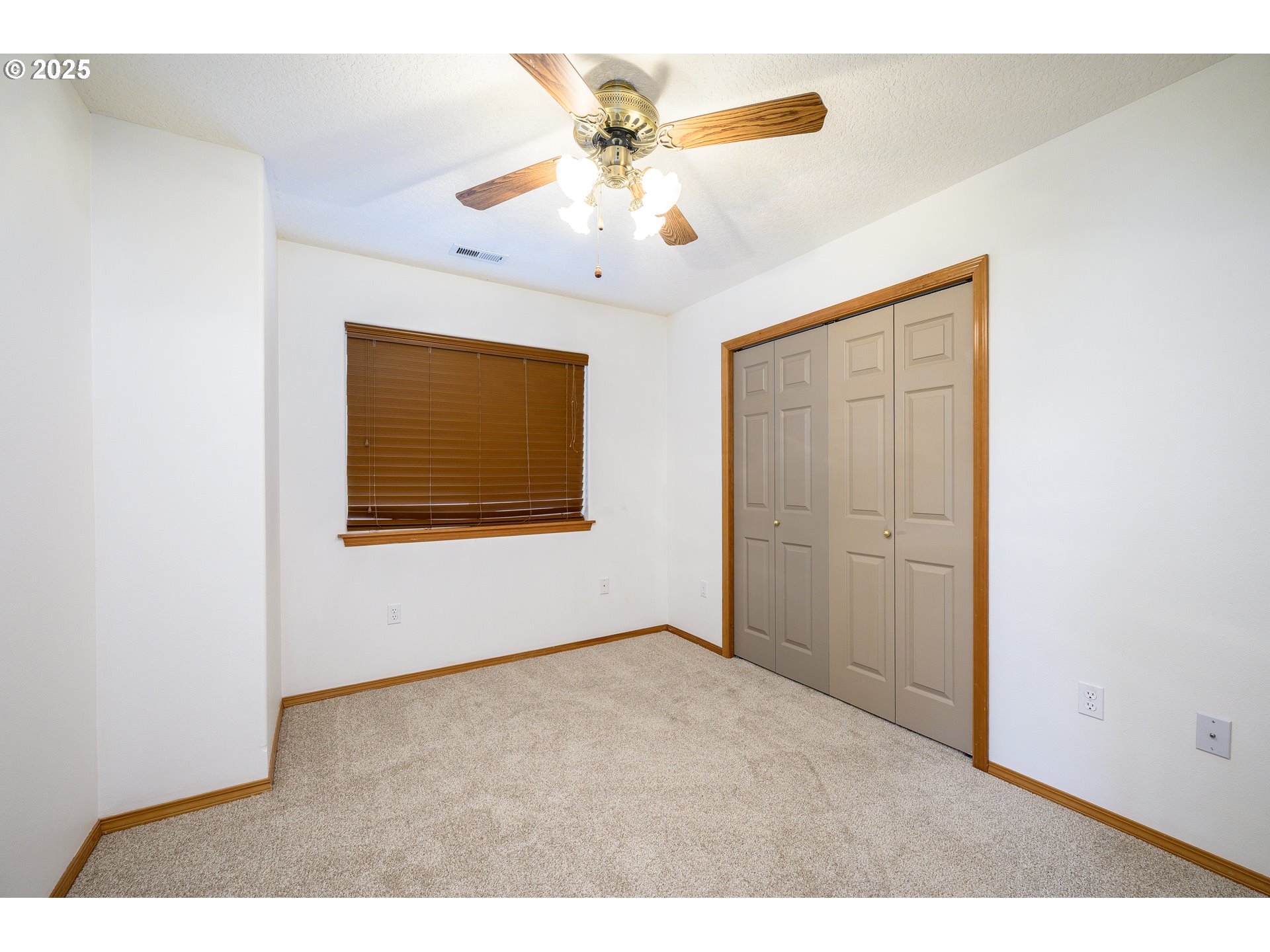 1306 Parkside Lane Newberg, OR 97132 - Photo 28 of 48 a view of an empty room with window