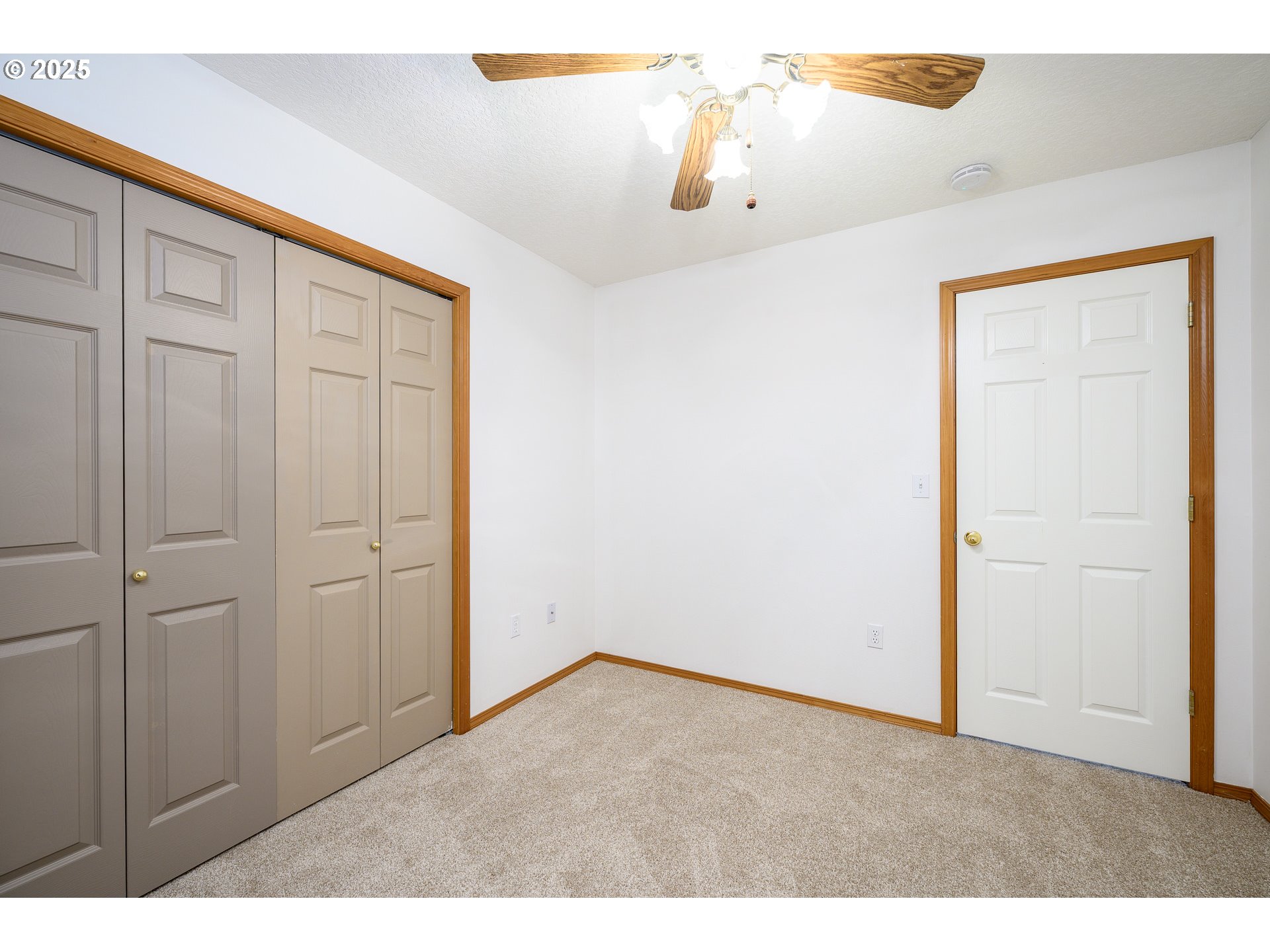 1306 Parkside Lane Newberg, OR 97132 - Photo 29 of 48 a view interior of a house