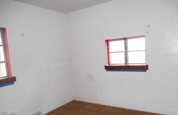 15567 Chamberlain Road Grafton, OH 44044 - Photo 5 of 11 Gallery Image 5