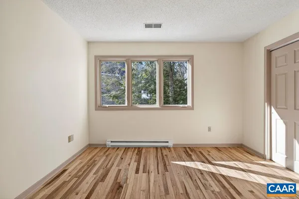 $259,000 | 10 Trillium Cl, Roseland, VA 22967