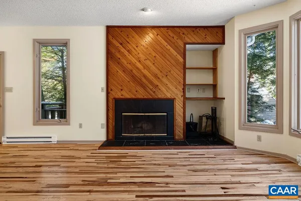 $259,000 | 10 Trillium Cl, Roseland, VA 22967