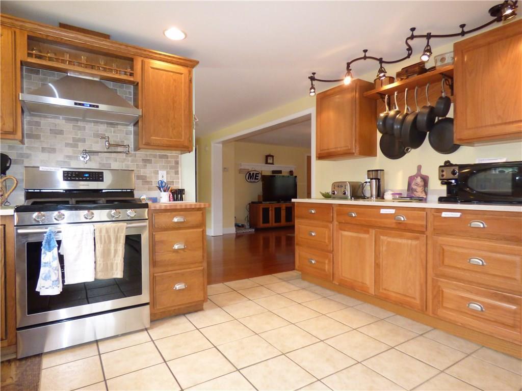 12 Wood Pond Road Brunswick, ME 04011 - Photo 3 of 32 Kitchen