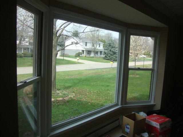 36712 Chatham Court Clinton Township, MI 48035 - Photo 5 of 13 31097490-4.JPG
