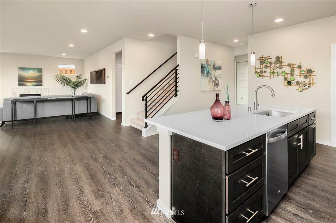 317 Southwest 3rd Court, Unit 12 Renton, WA 98057 - Photo 21 of 32