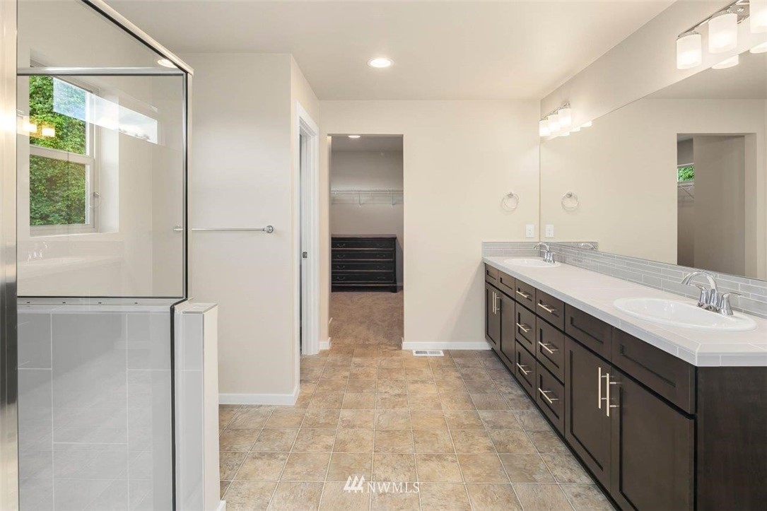 317 Southwest 3rd Court, Unit 12 Renton, WA 98057 - Photo 10 of 32