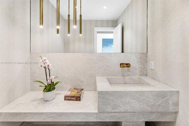 $16,495,000 | 7150 West Lago Drive, Coral Gables, FL 33143