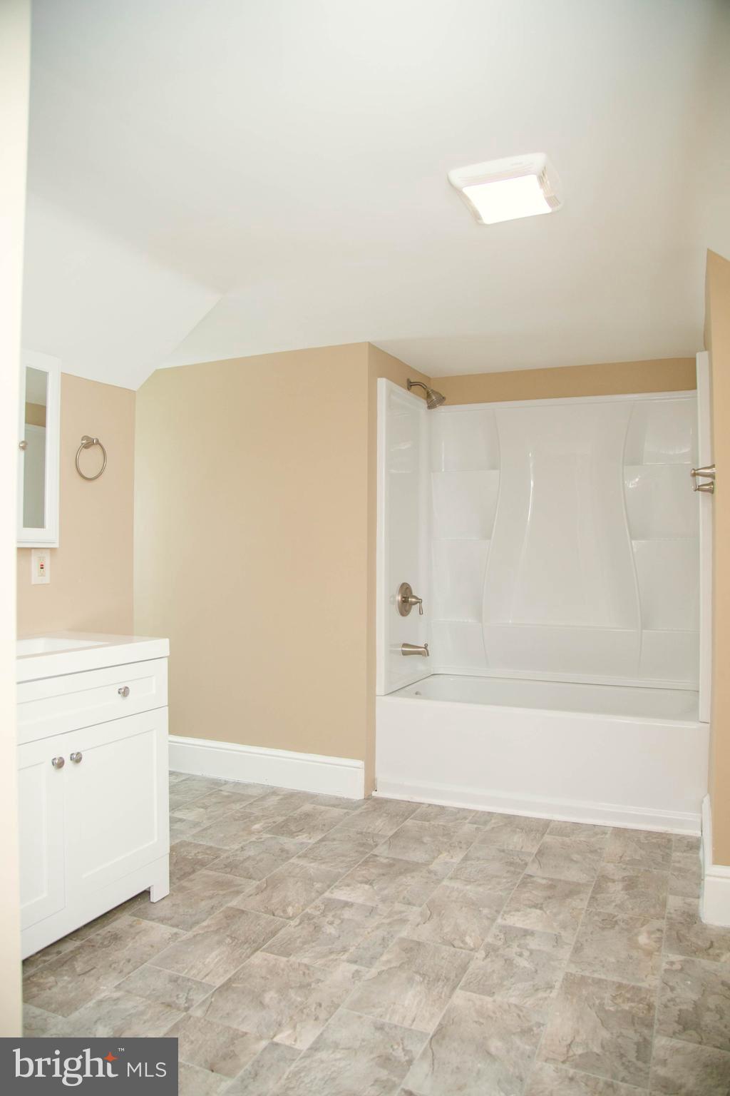 4697 East Prospect Road York, PA 17406 - Photo 31 of 35 Gallery Image 31