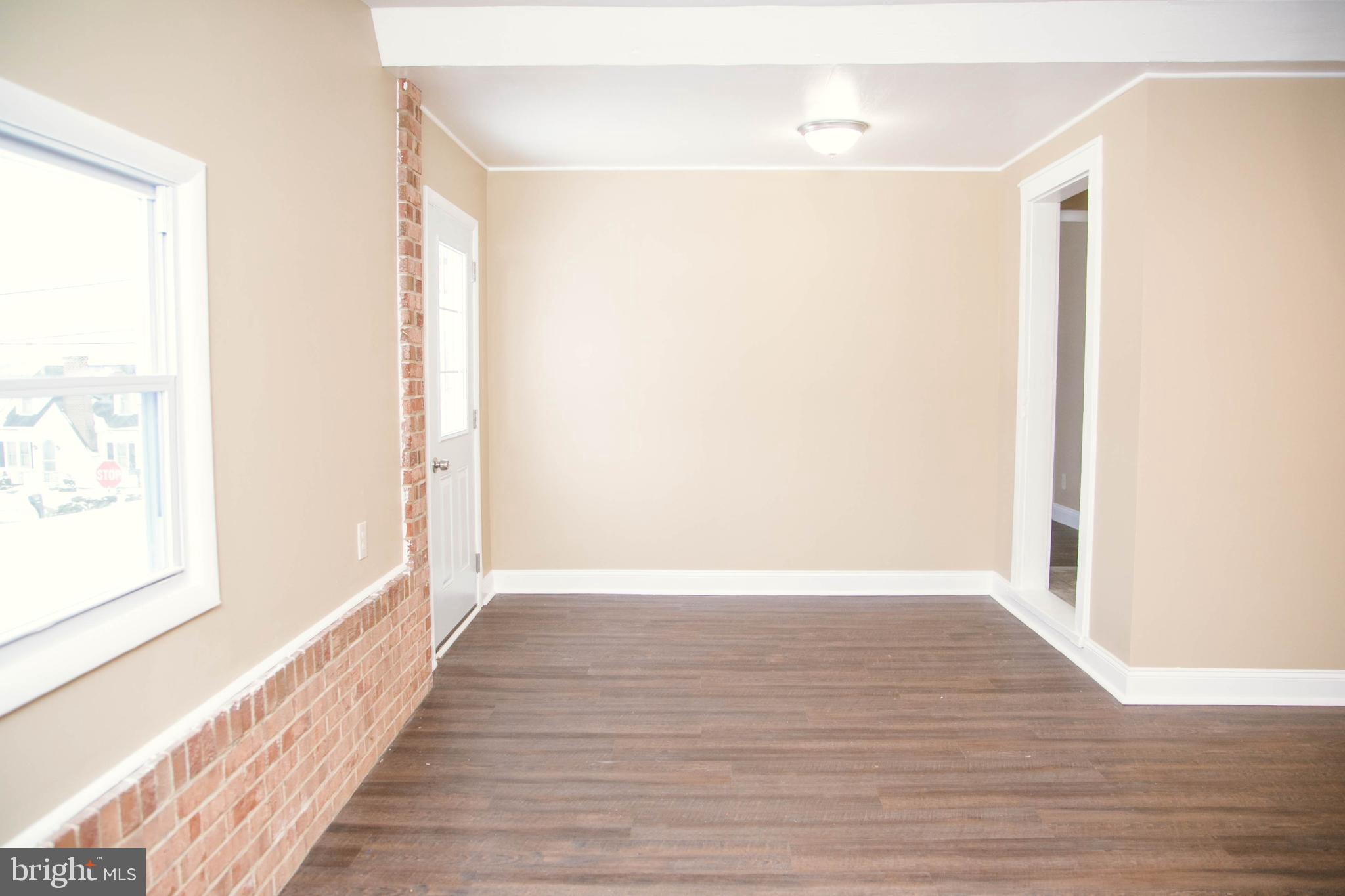 4697 East Prospect Road York, PA 17406 - Photo 6 of 35 Gallery Image 6