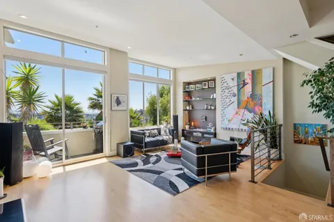 $1,695,000 | 3645 Market Street, Unit 2, San Francisco, CA 94131