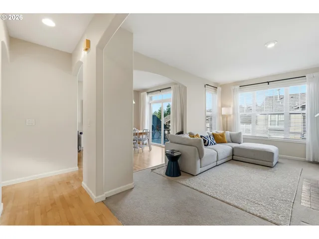 $500,000 | 2442 Northwest Burnett Street, Portland, OR 97229