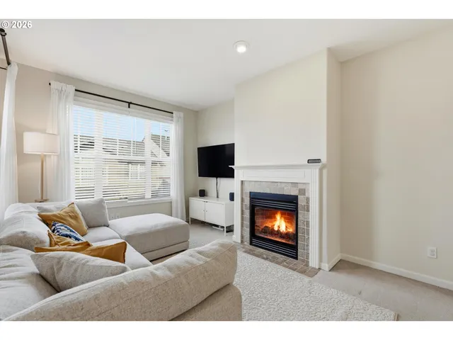 $500,000 | 2442 Northwest Burnett Street, Portland, OR 97229