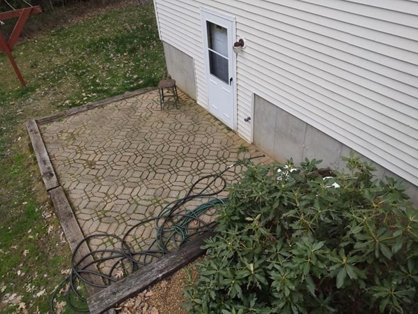 454 Forristall Road Winchendon, MA 01475 - Photo 3 of 20